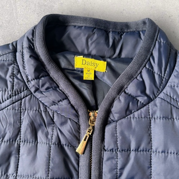 Daisy Brand Quilted Vest Navy with Gold Accents Lightweight Ladies Size Med - Picture 4 of 14